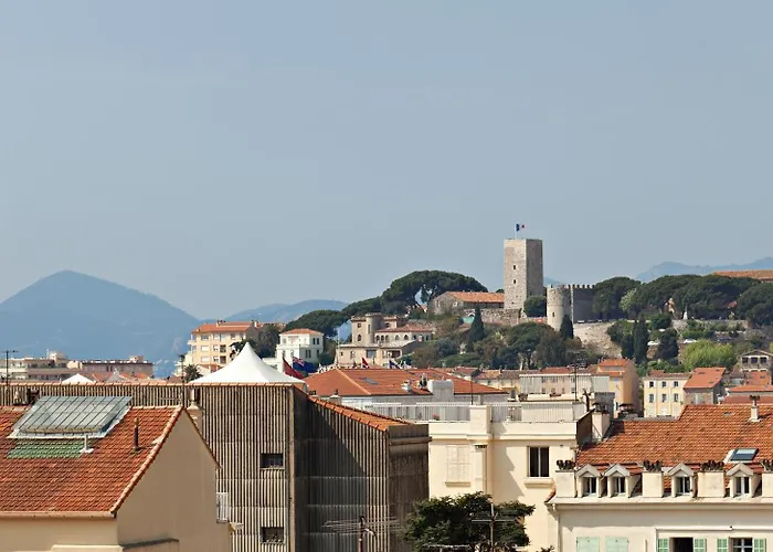 Szálloda L'esterel Cannes