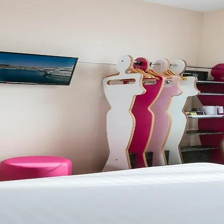 爱斯特尔酒店 2* 戛纳